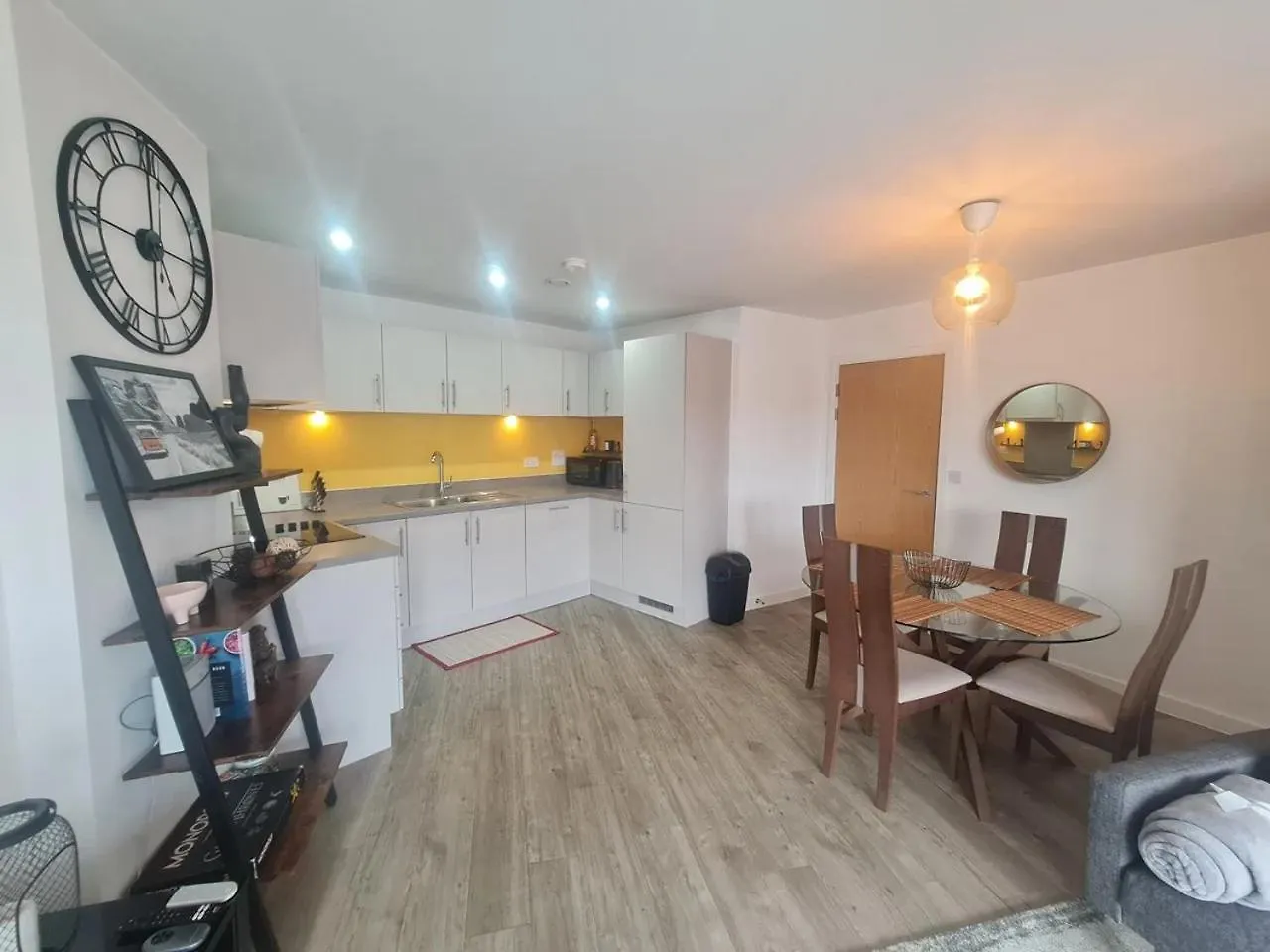 Apartment Apex Appartments Ifield